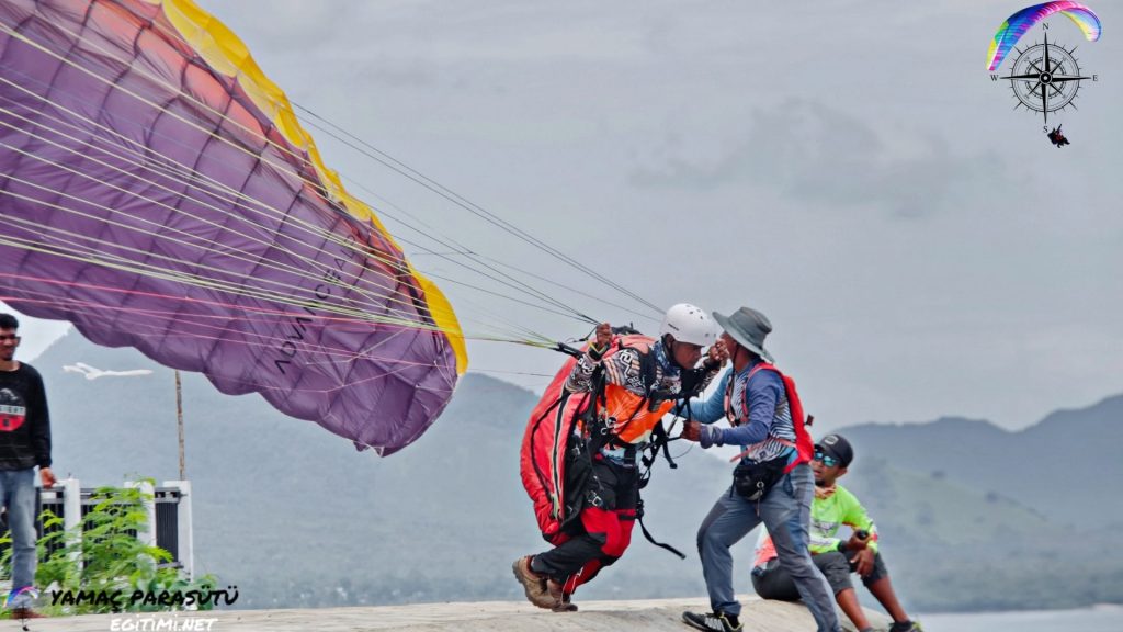 yamac parasutu egitimi