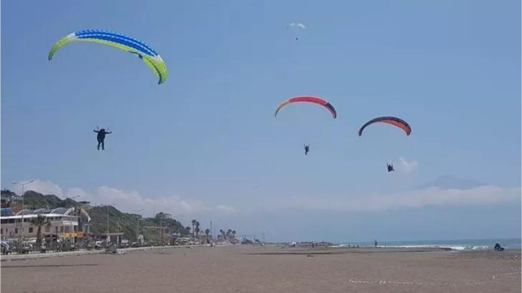 Bayramören Yamaç Paraşütü